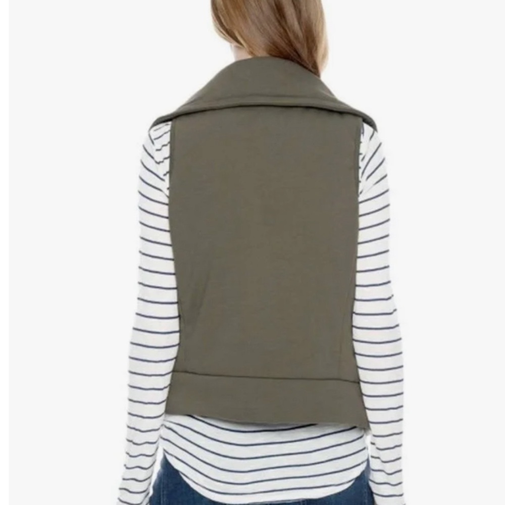 Splendid Olive moto vest, size medium. Gently used and in excellent condition. - Picture 7 of 8